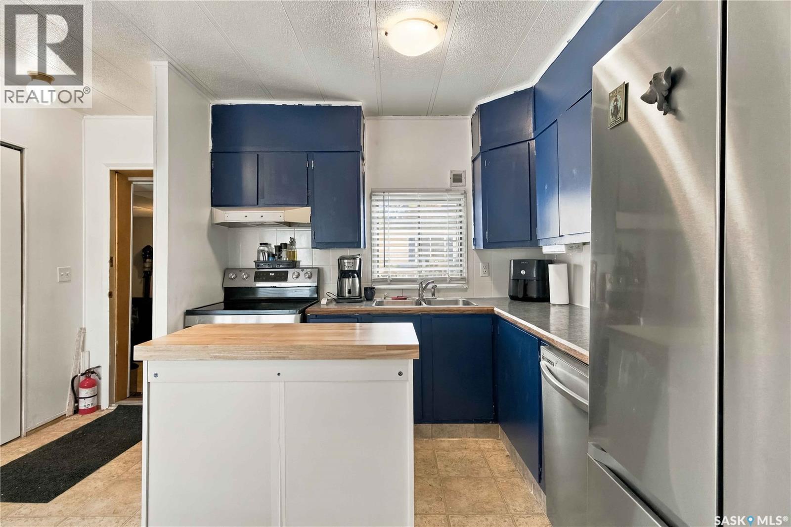 68 1035 Boychuk Drive Property Photo 5