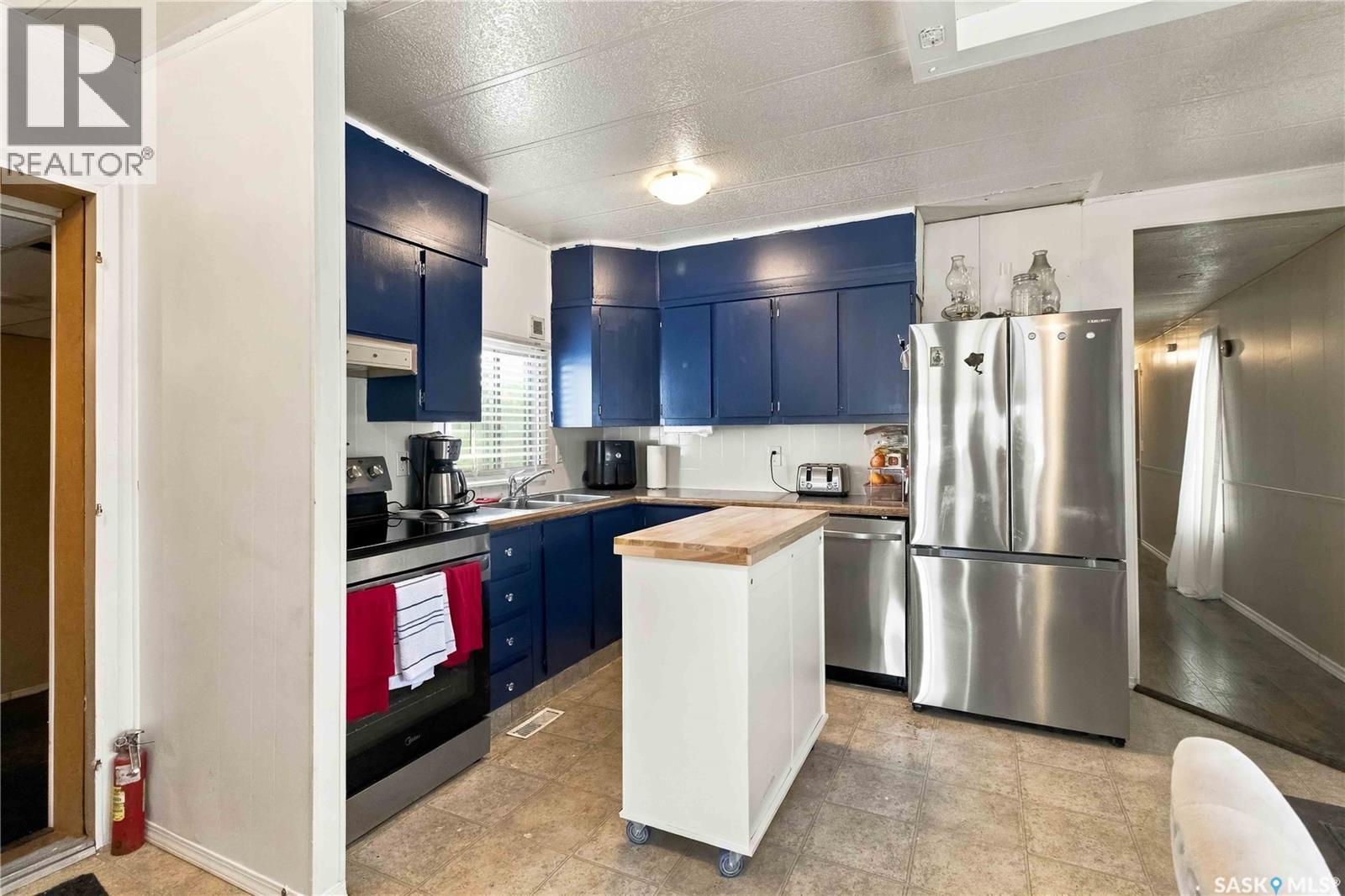68 1035 Boychuk Drive Property Photo 8