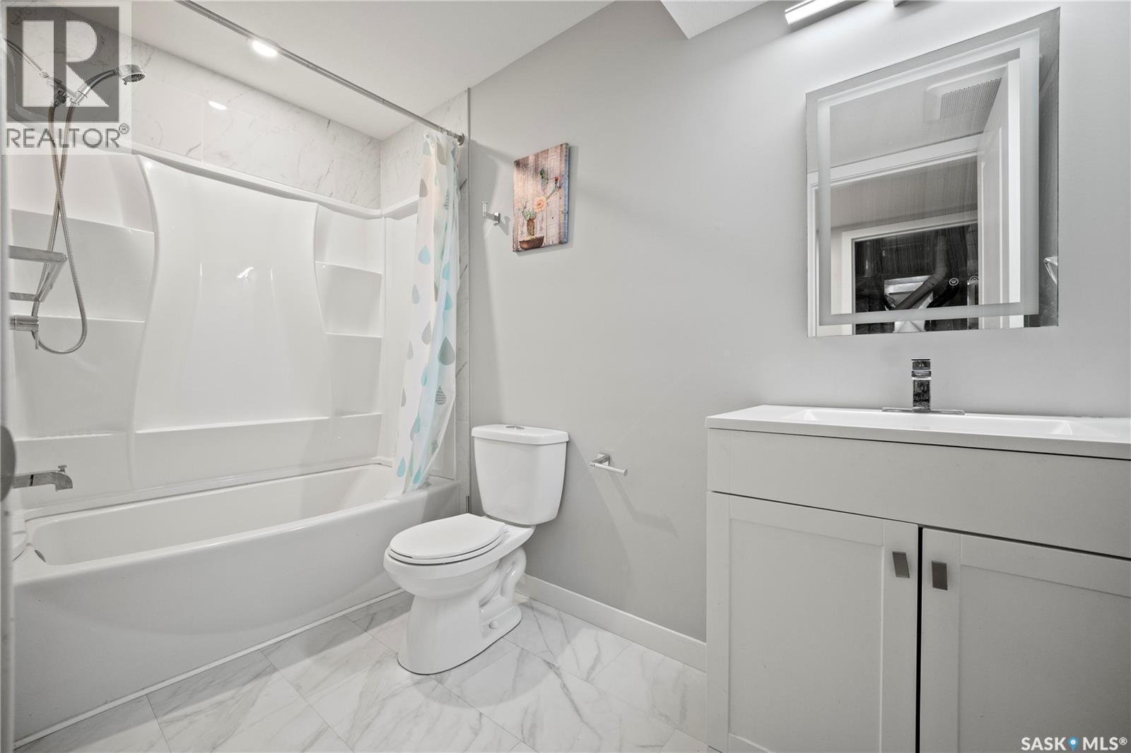 5612 Gilbert Crescent Property Photo 31
