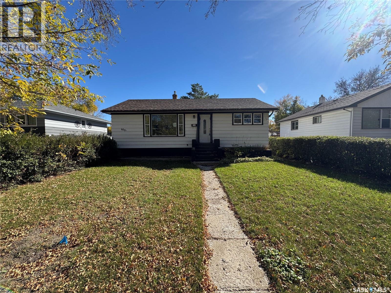 629 17th Avenue E Property Photo 1