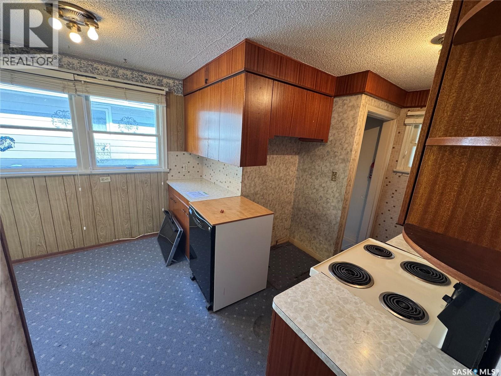 629 17th Avenue E Property Photo 5