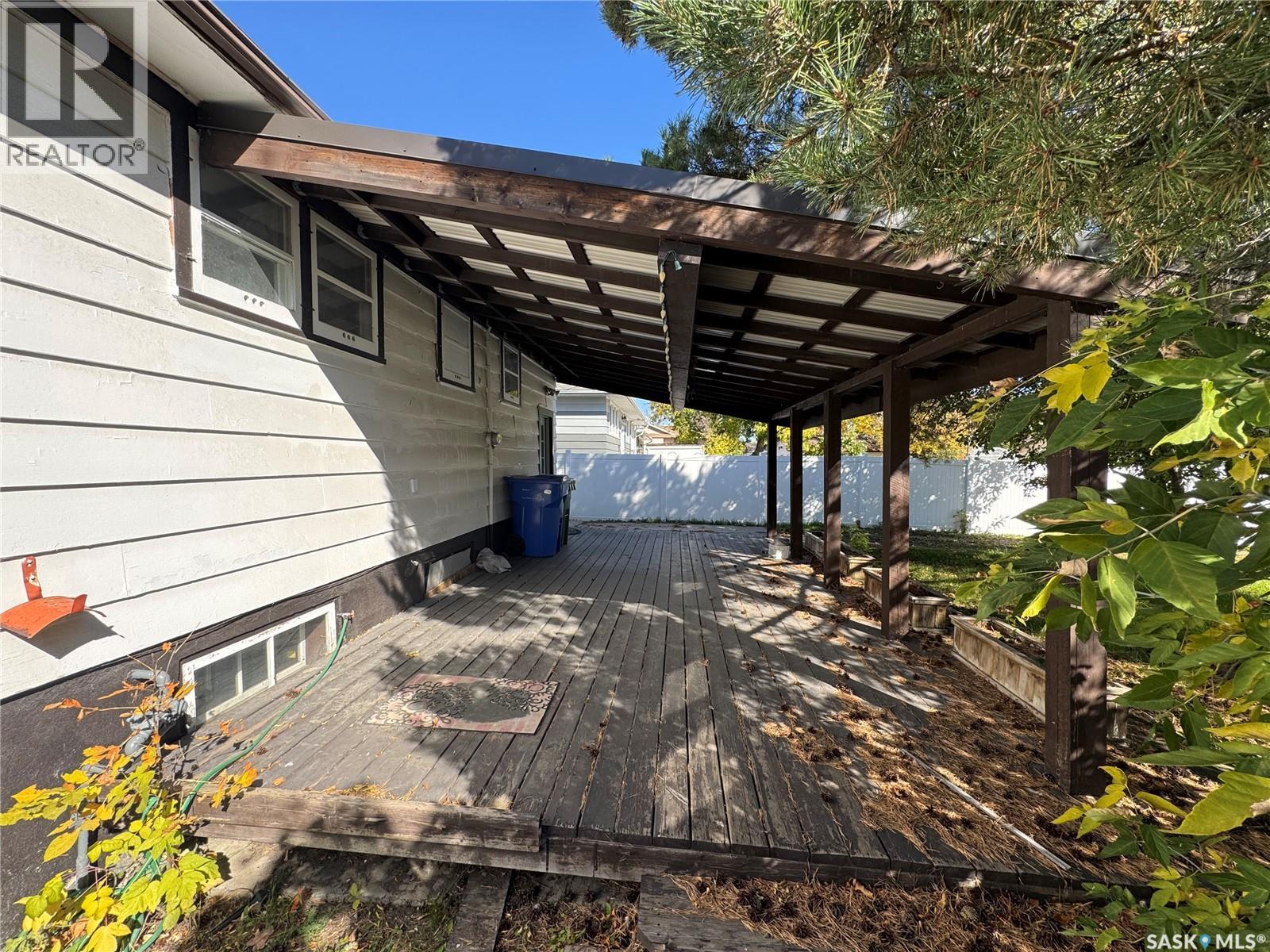 629 17th Avenue E Property Photo 23