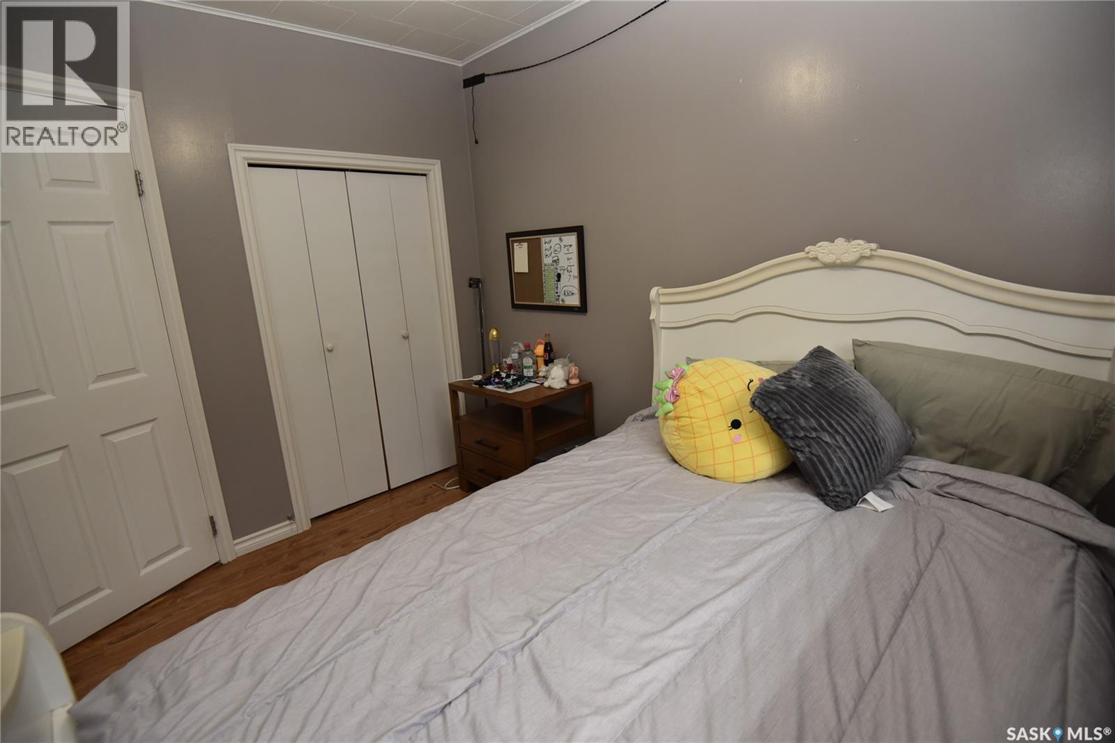 415 8th Avenue W Property Photo 13