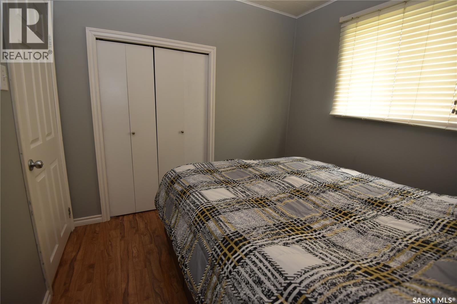 415 8th Avenue W Property Photo 16