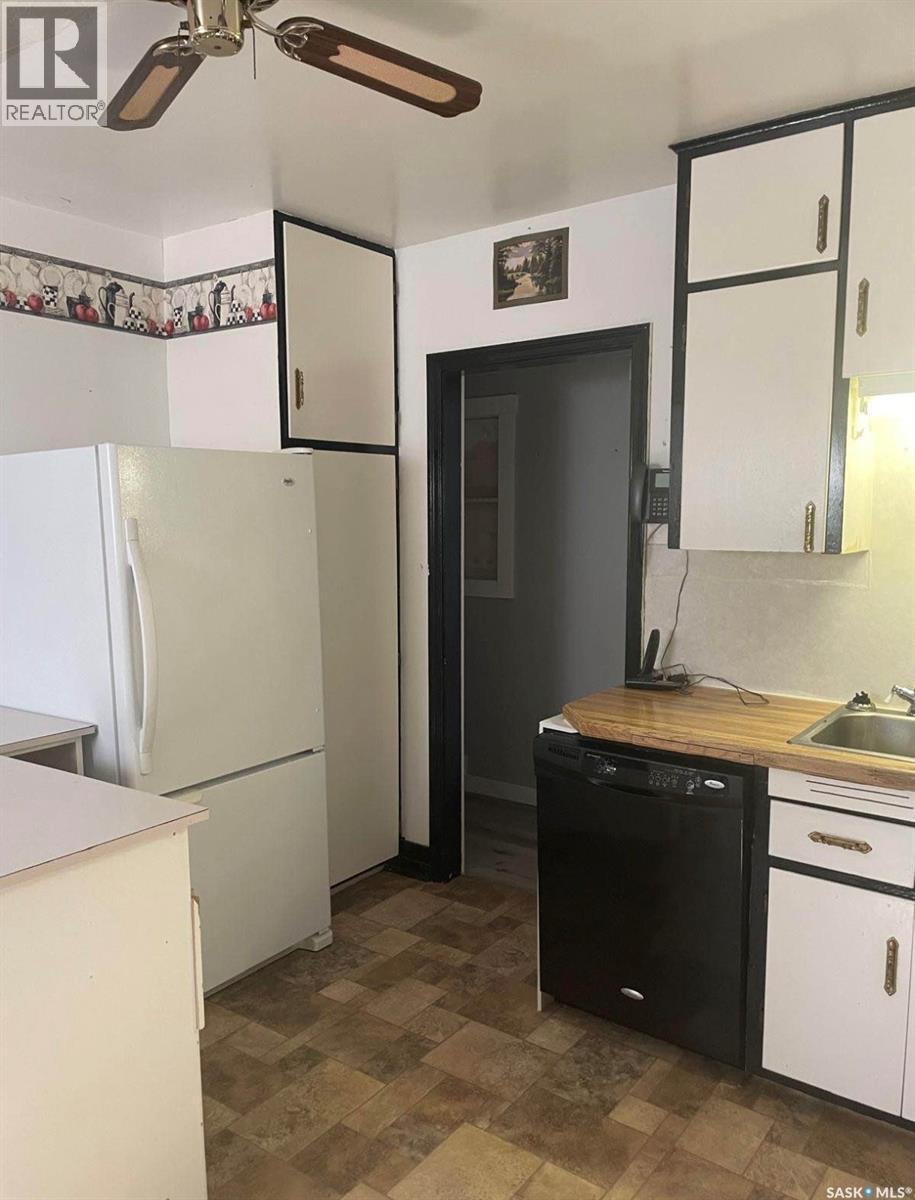 205 Railway Avenue Property Photo 13