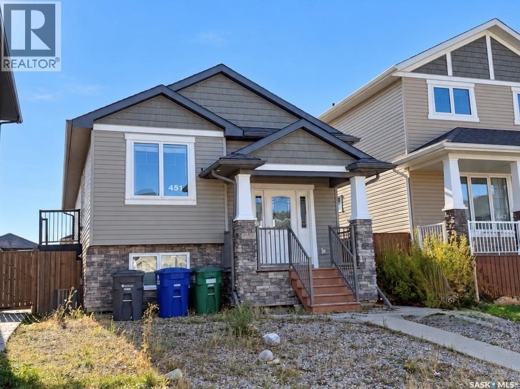 451 Kloppenburg STREET Property Photo 1