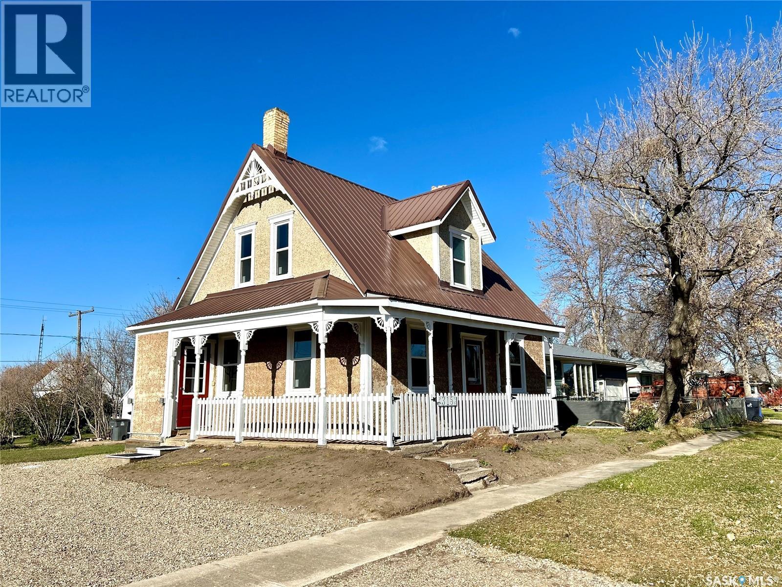 315 3rd Street Property Photo 1