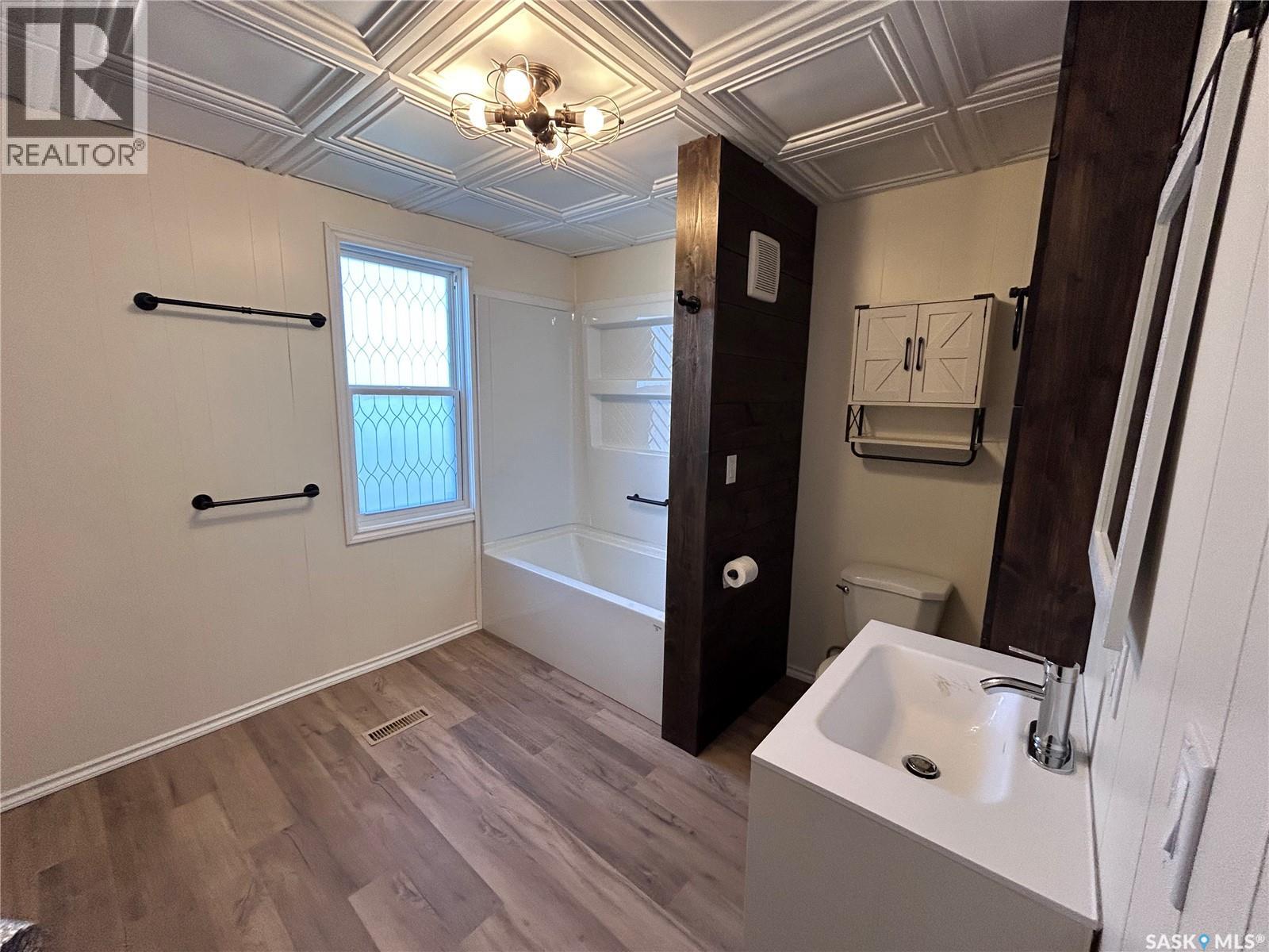 315 3rd Street Property Photo 20