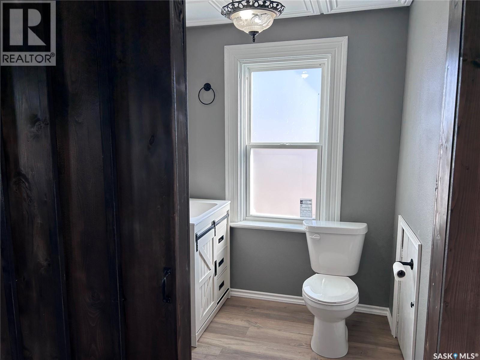 315 3rd Street Property Photo 25
