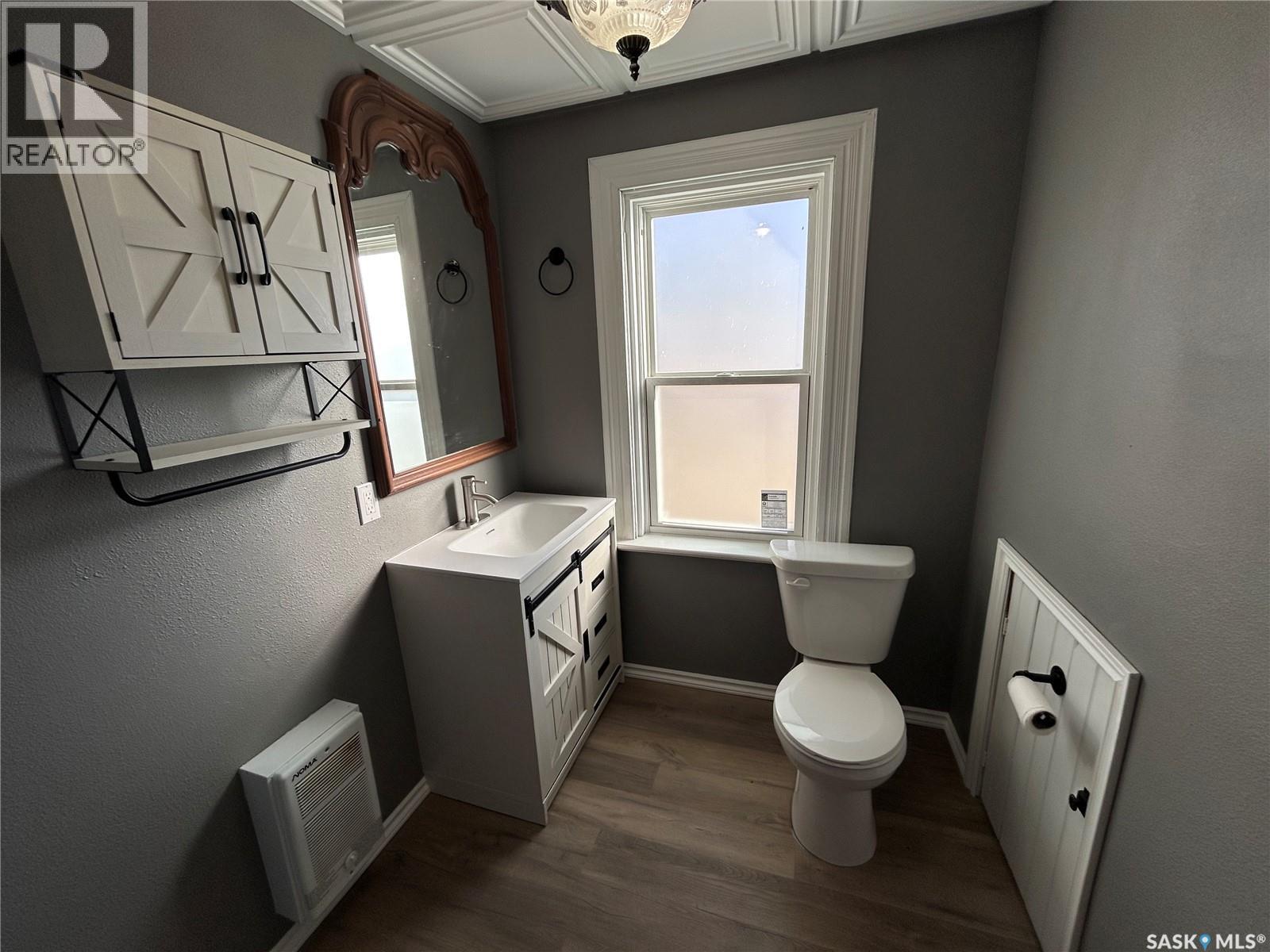 315 3rd Street Property Photo 27