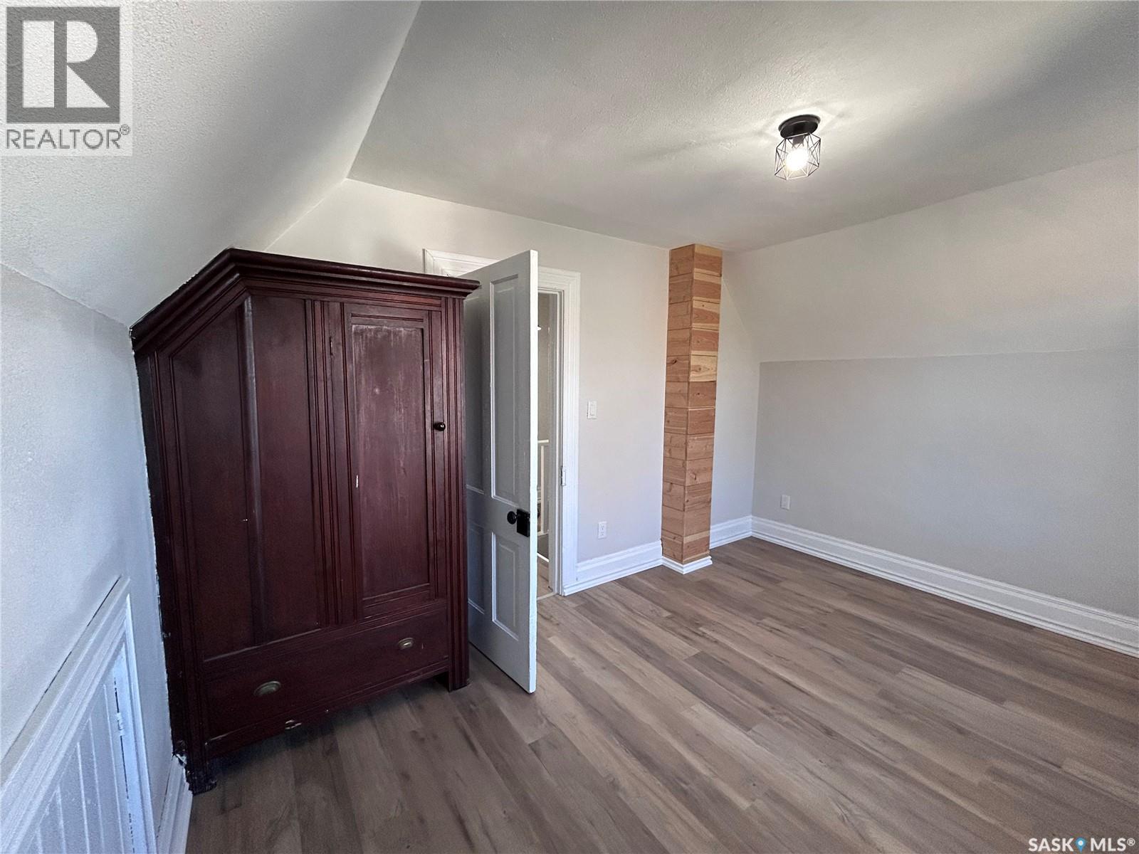 315 3rd Street Property Photo 30