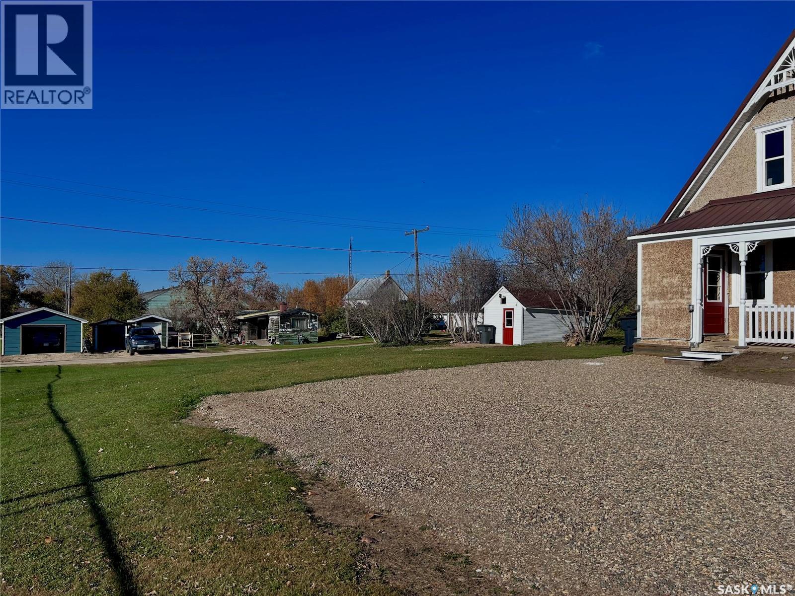 315 3rd Street Property Photo 40