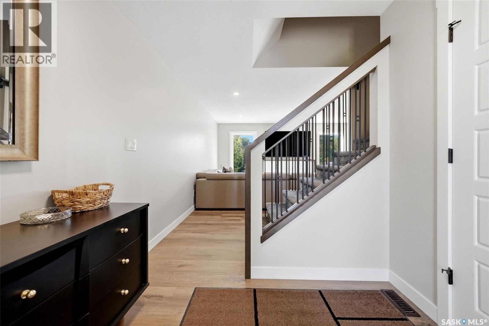 715 3rd Avenue Property Photo 4