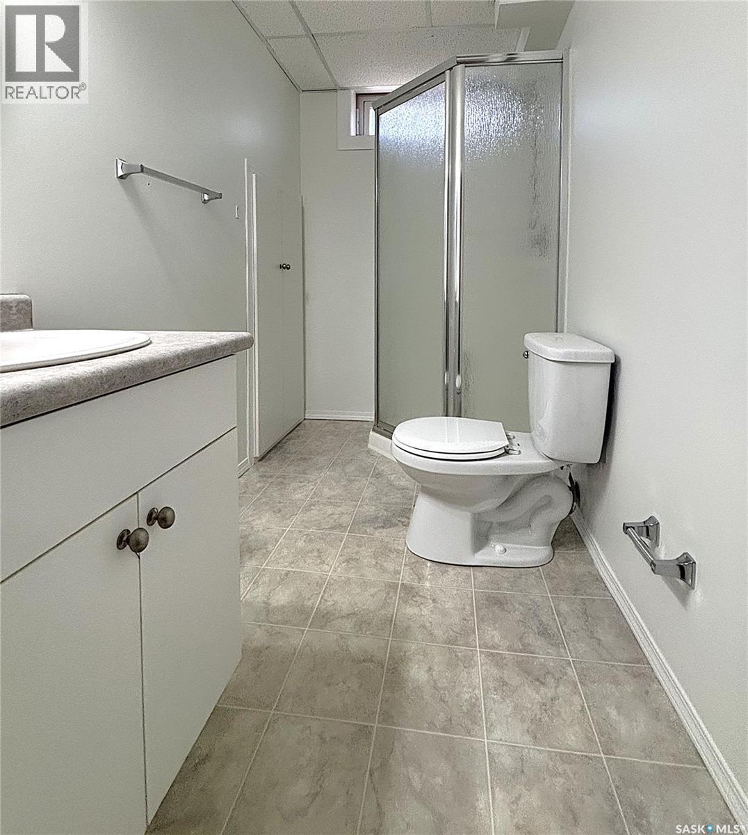 310 Vancouver Avenue S Property Photo 25
