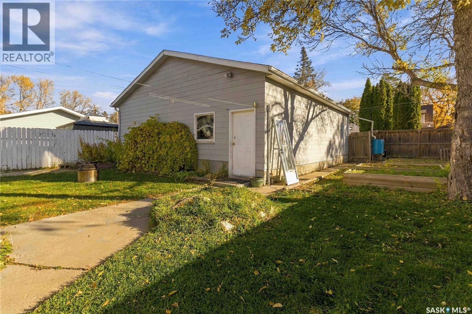 826 I Avenue N Property Photo 55