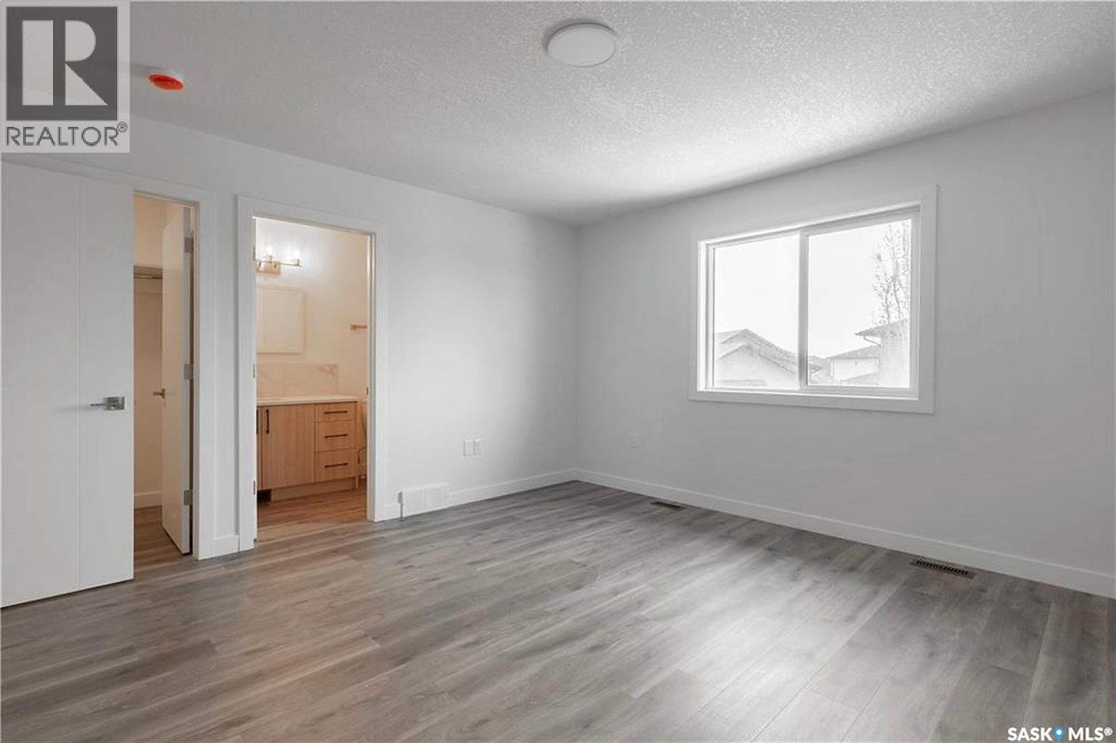 4513 Green Brooks Way E Property Photo 13