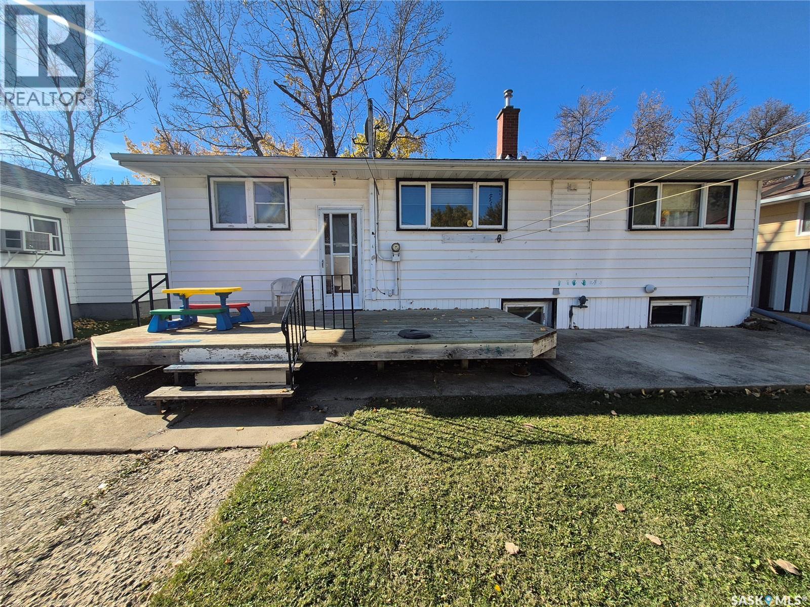 505 Bertrand Avenue Property Photo 39