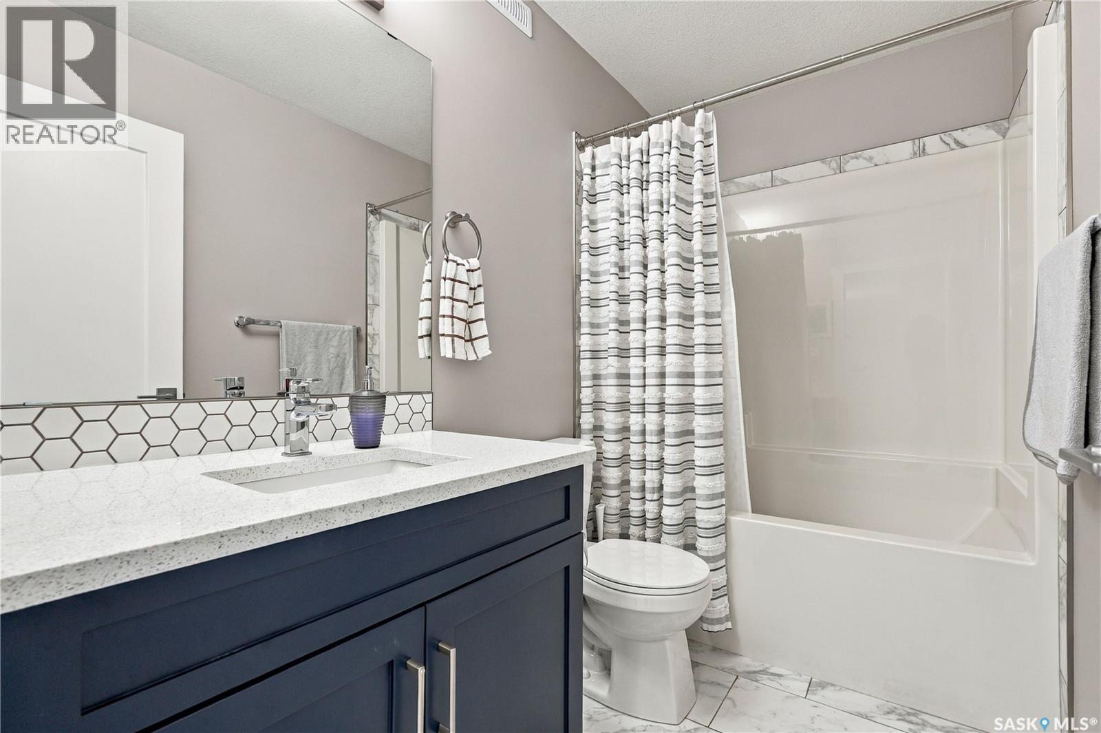 160 Tufts Way Property Photo 24