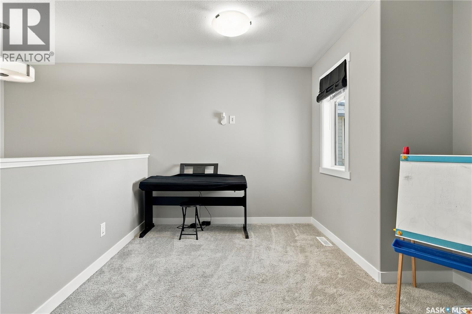 160 Tufts Way Property Photo 28