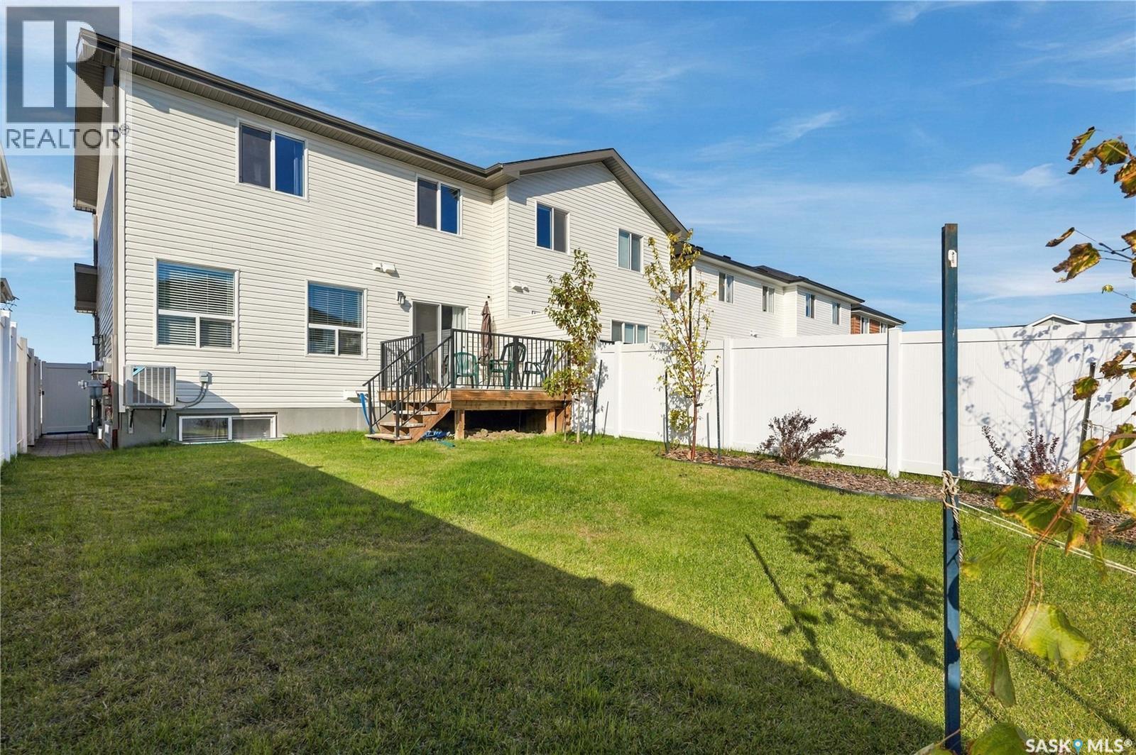 160 Tufts Way Property Photo 44