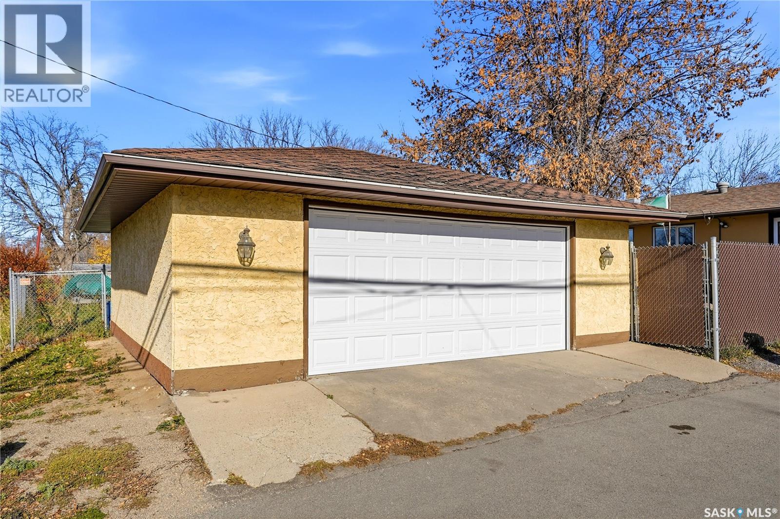 2354 Harvey Street Property Photo 41