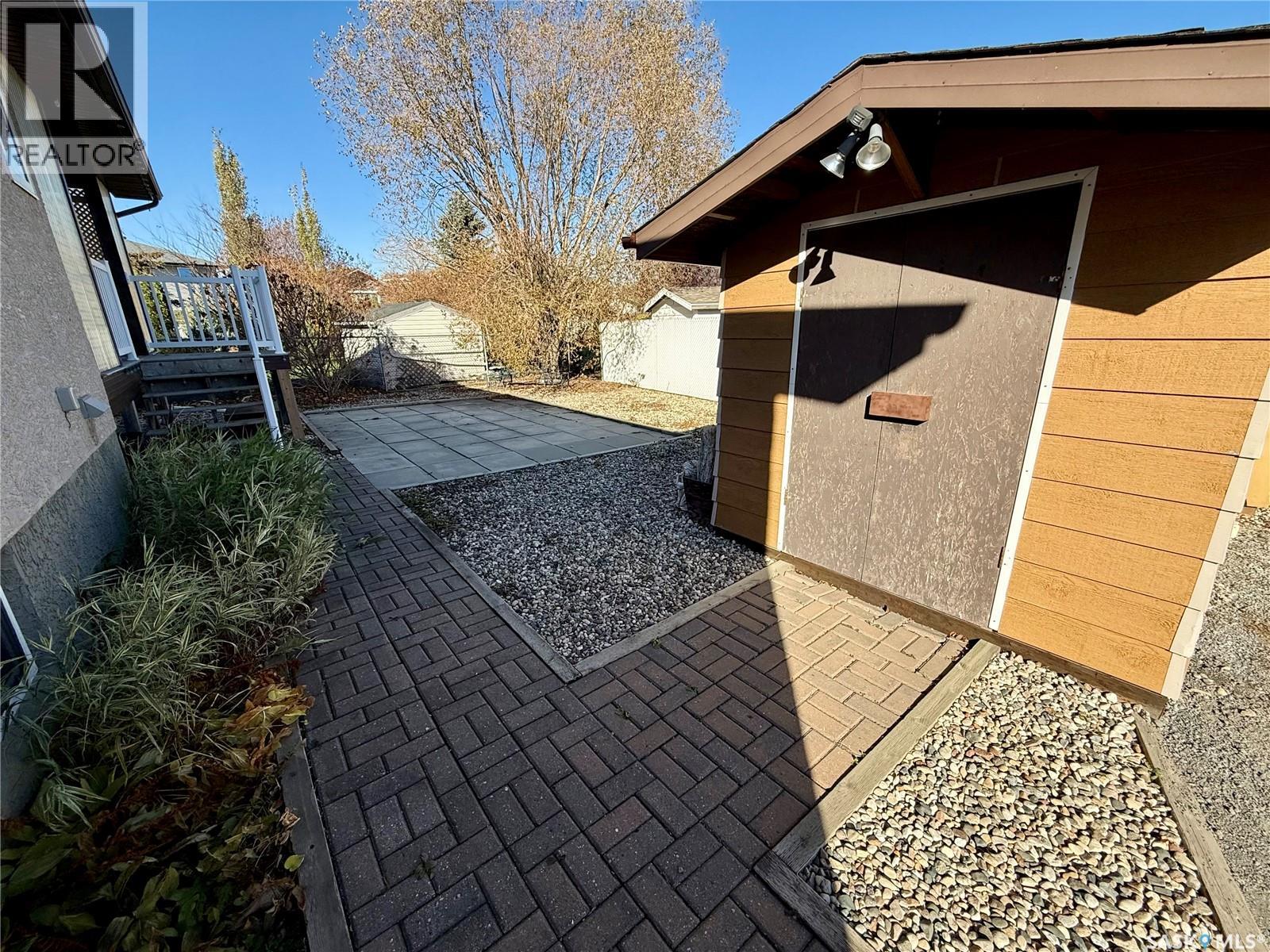 3512 Bishop Crescent E Property Photo 48
