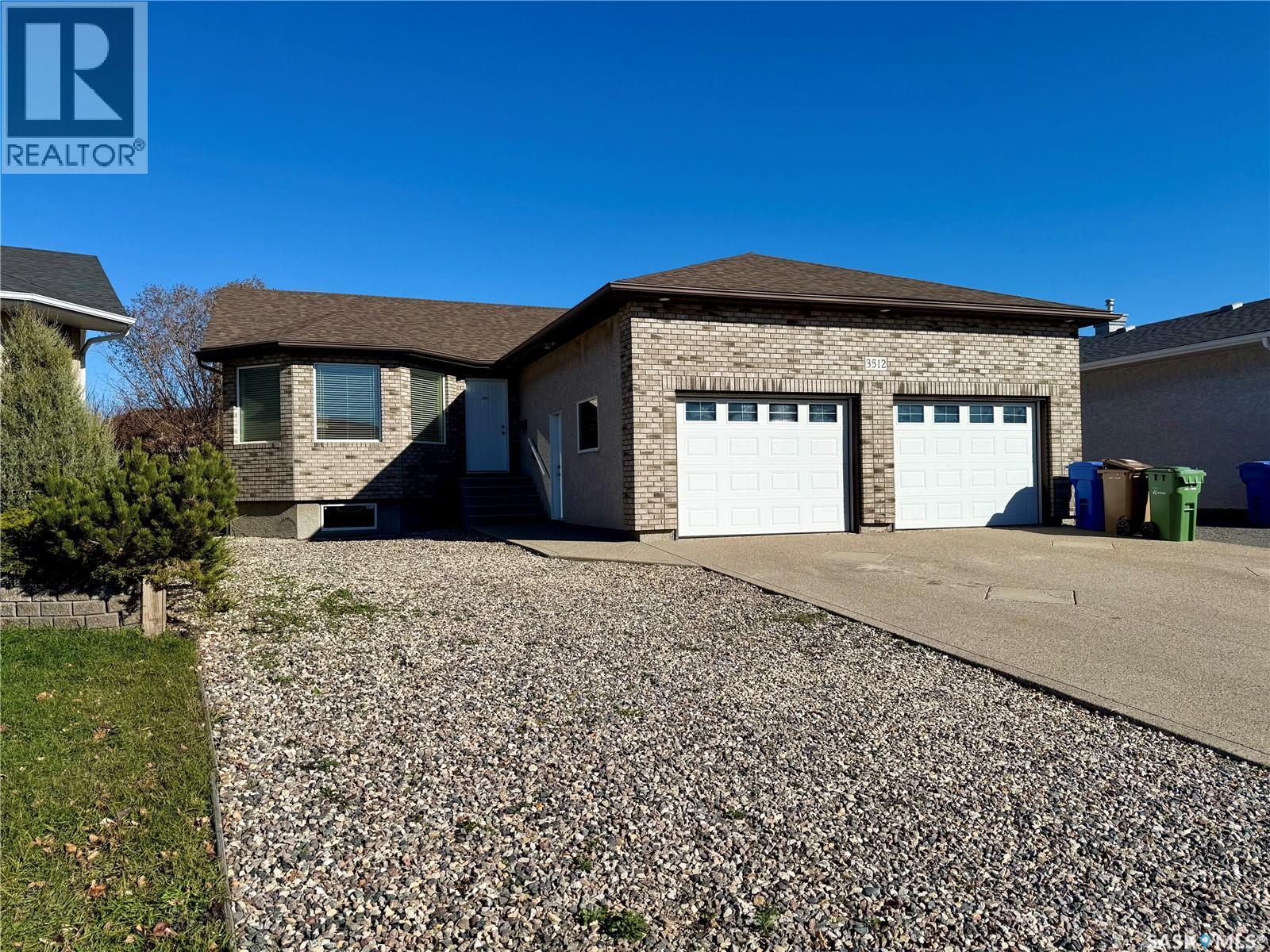 3512 Bishop Crescent E Property Photo 53