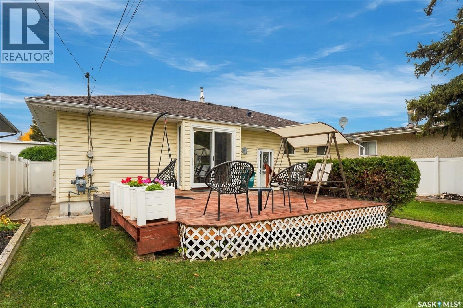 2237 Albert Avenue Property Photo 45