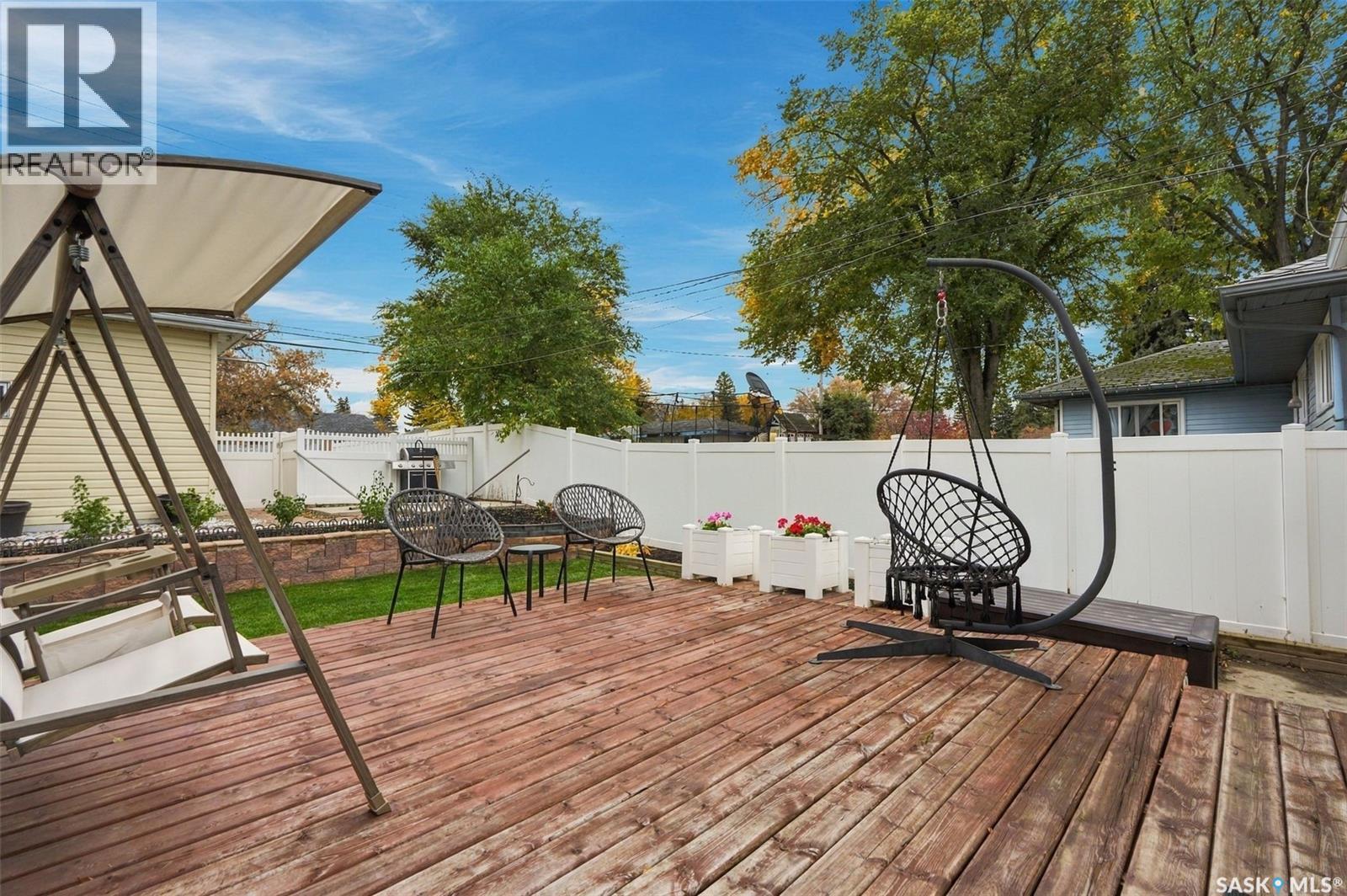 2237 Albert Avenue Property Photo 49
