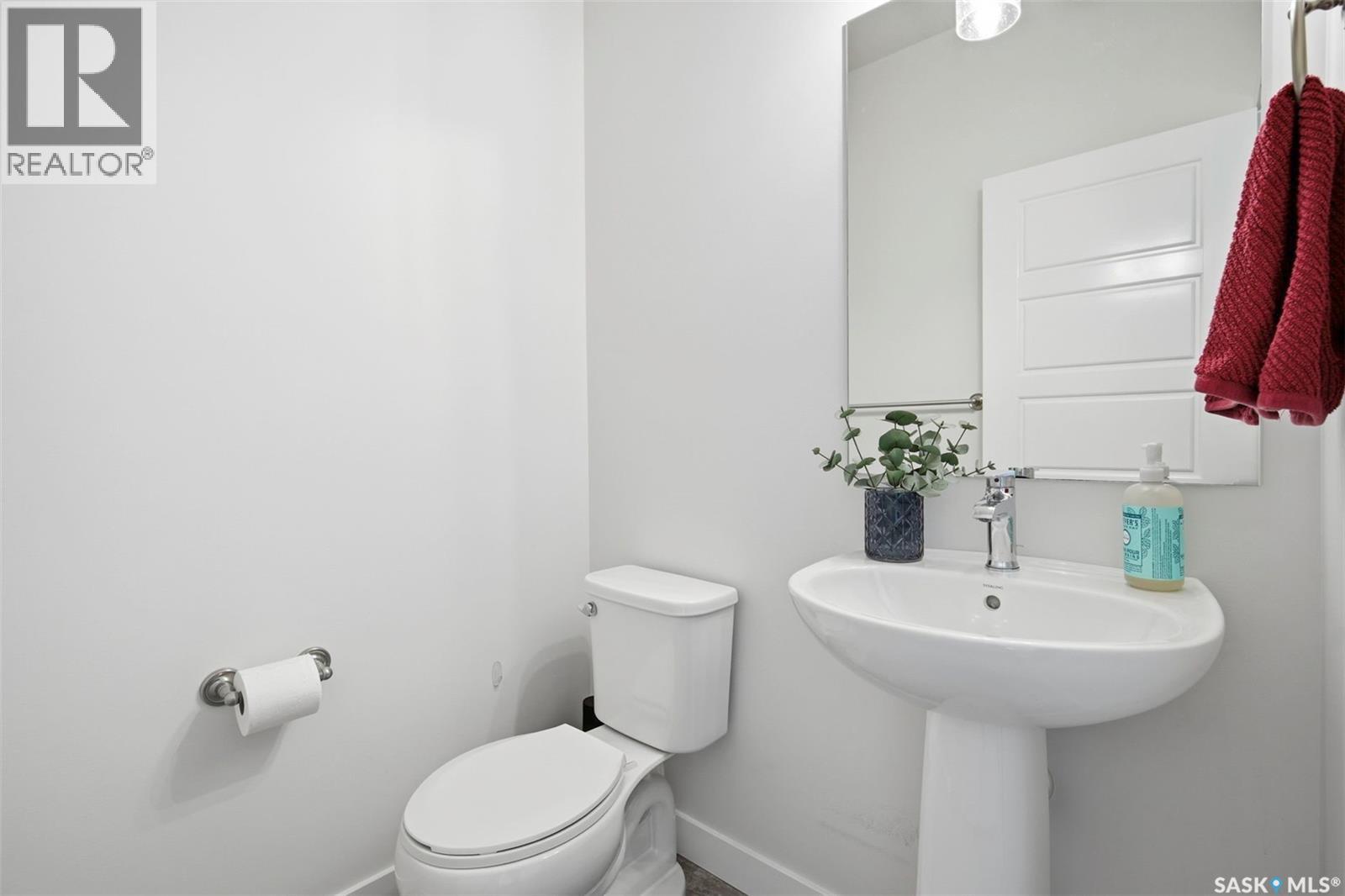 446 Germain Manor Property Photo 15