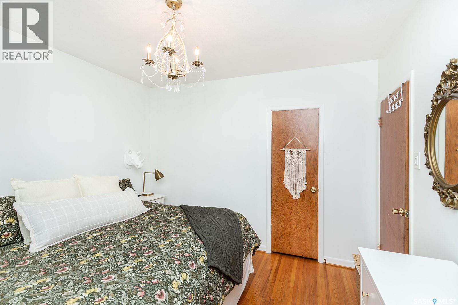 1914 Lansdowne Avenue Property Photo 15