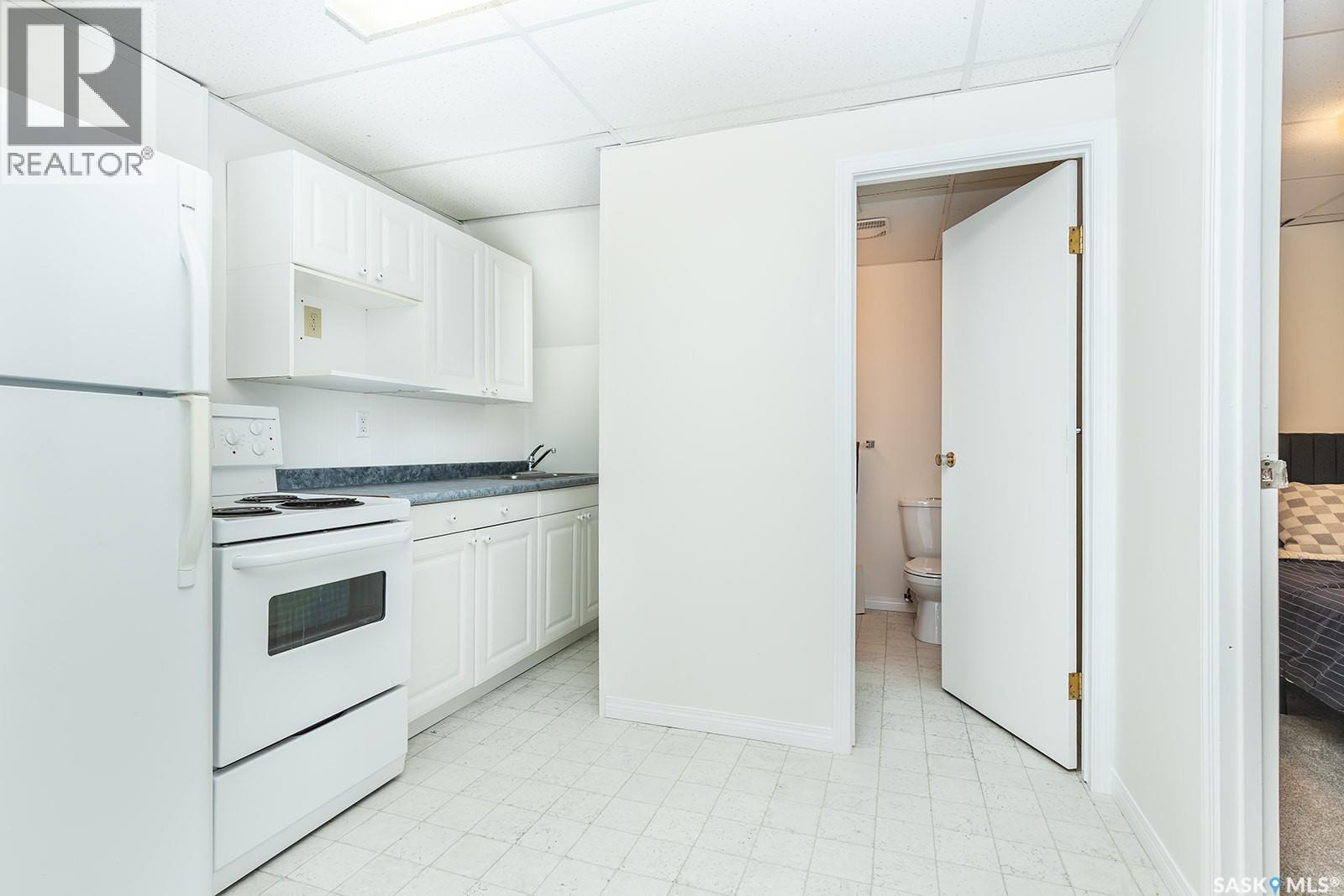 1914 Lansdowne Avenue Property Photo 32