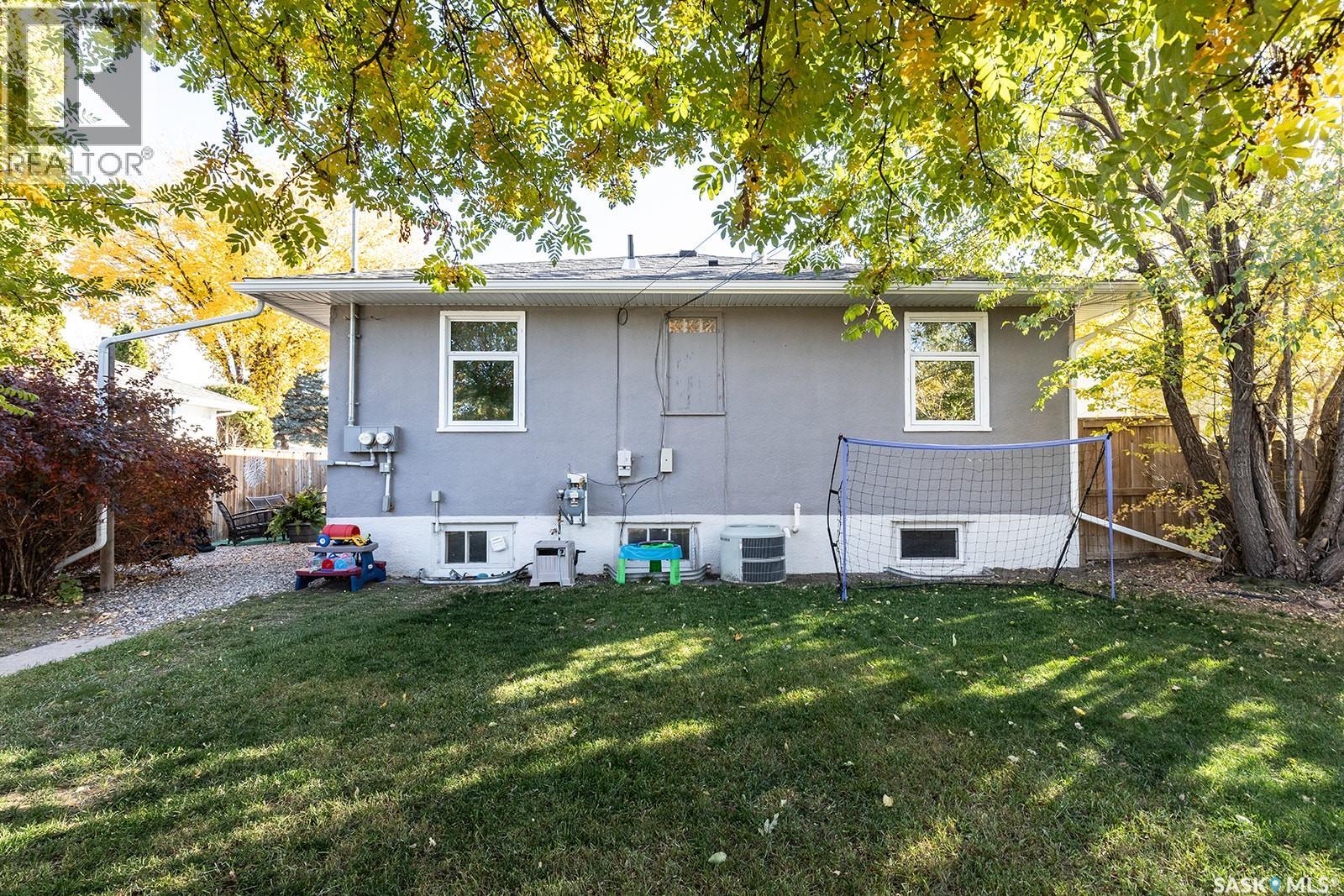 1914 Lansdowne Avenue Property Photo 39