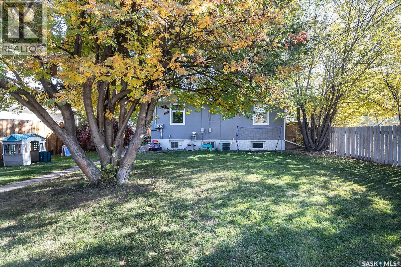 1914 Lansdowne Avenue Property Photo 40