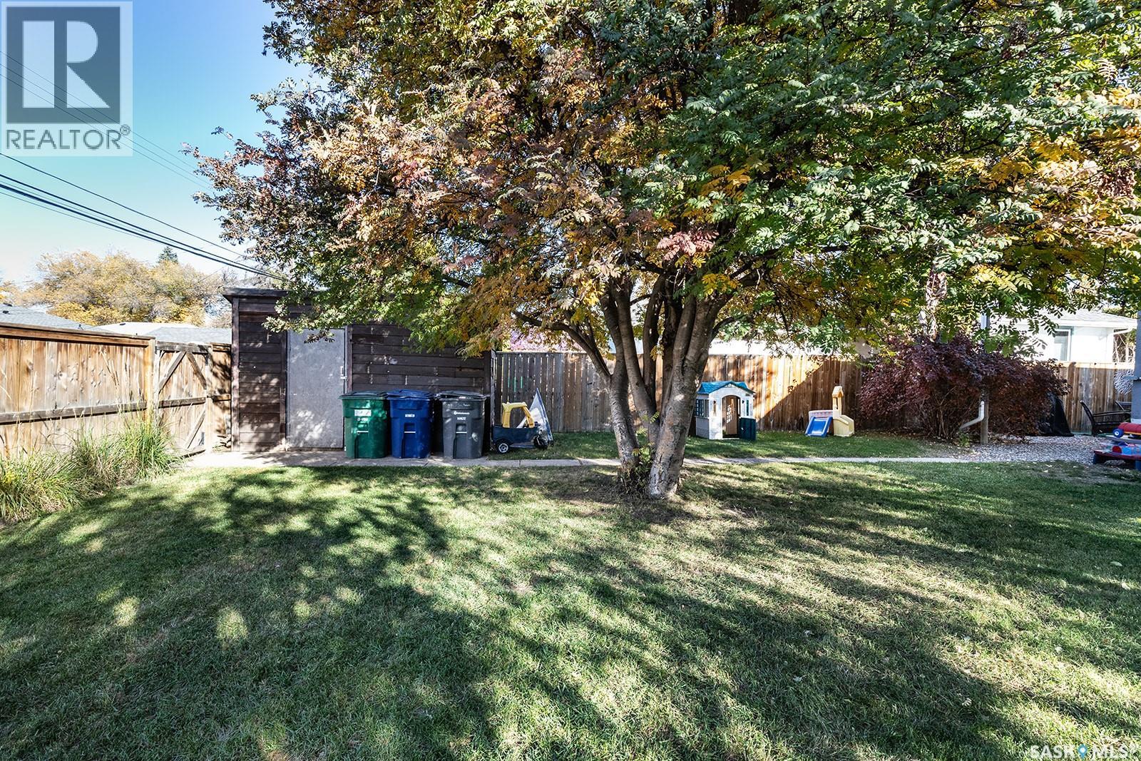 1914 Lansdowne Avenue Property Photo 42