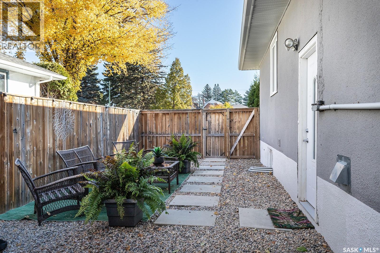 1914 Lansdowne Avenue Property Photo 45