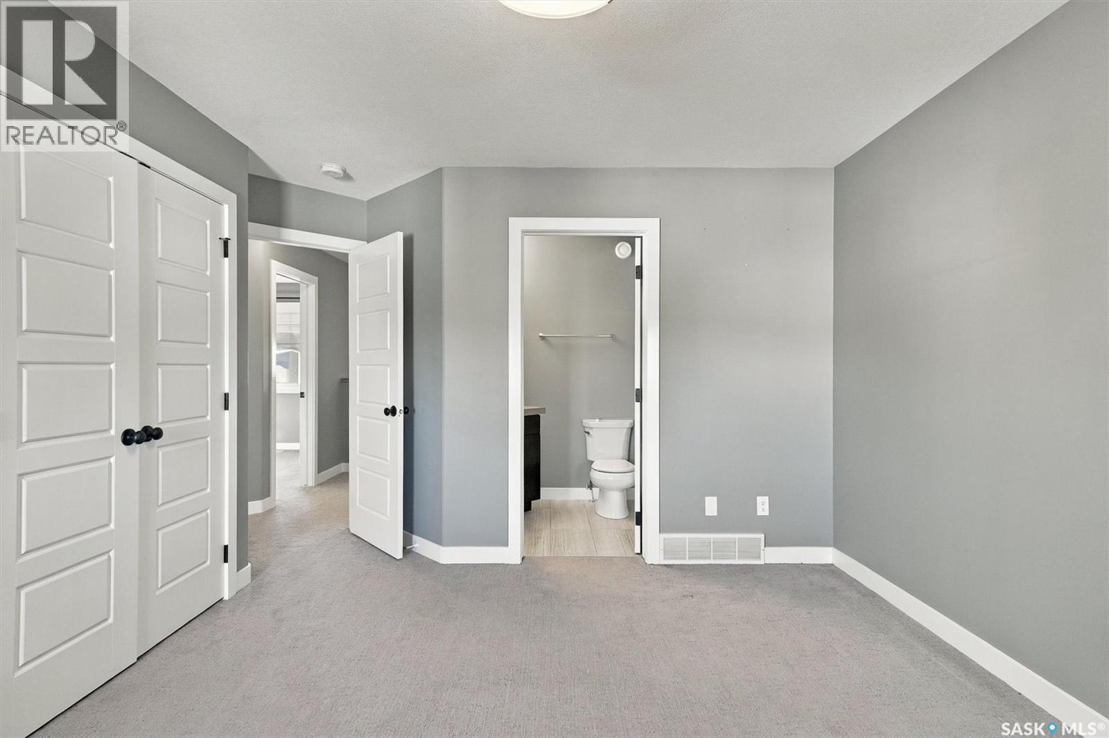 319 Langlois Way Property Photo 27