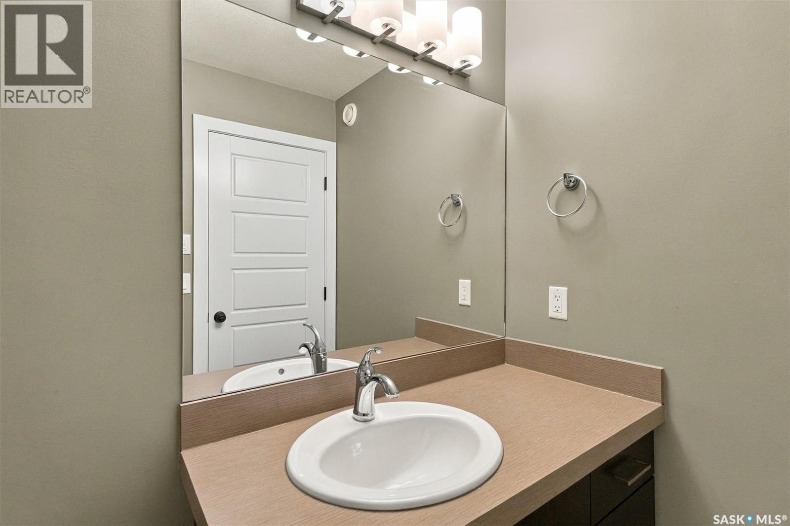 319 Langlois Way Property Photo 34