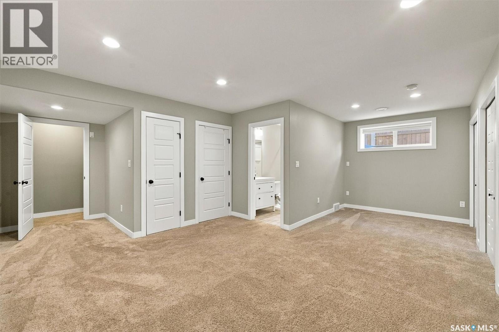 319 Langlois Way Property Photo 41