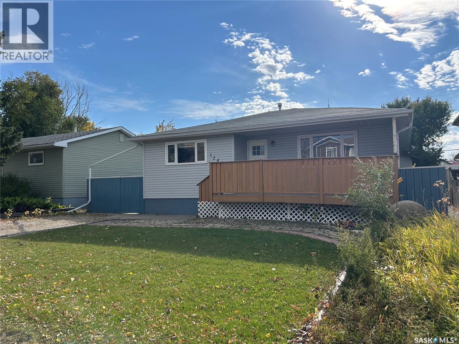 1246 8th STREET Property Photo 1