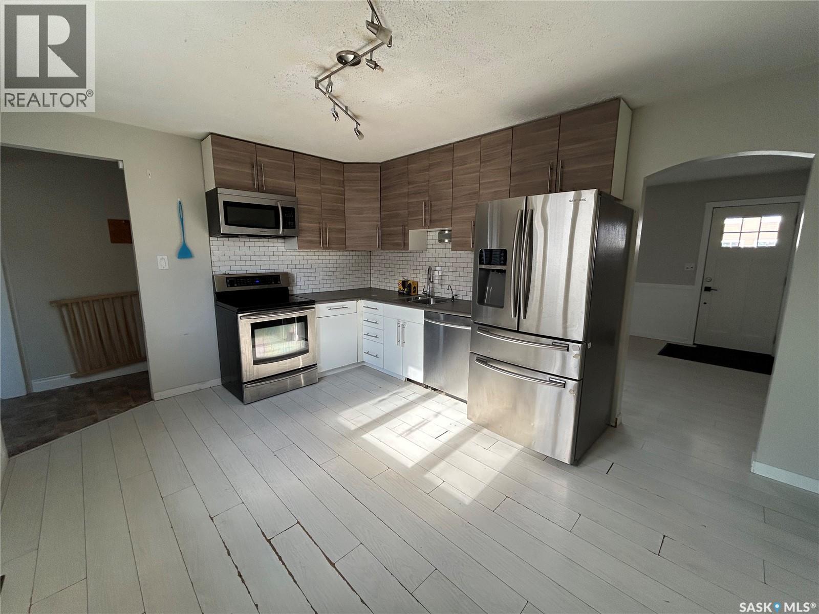 1246 8th Street Property Photo 16