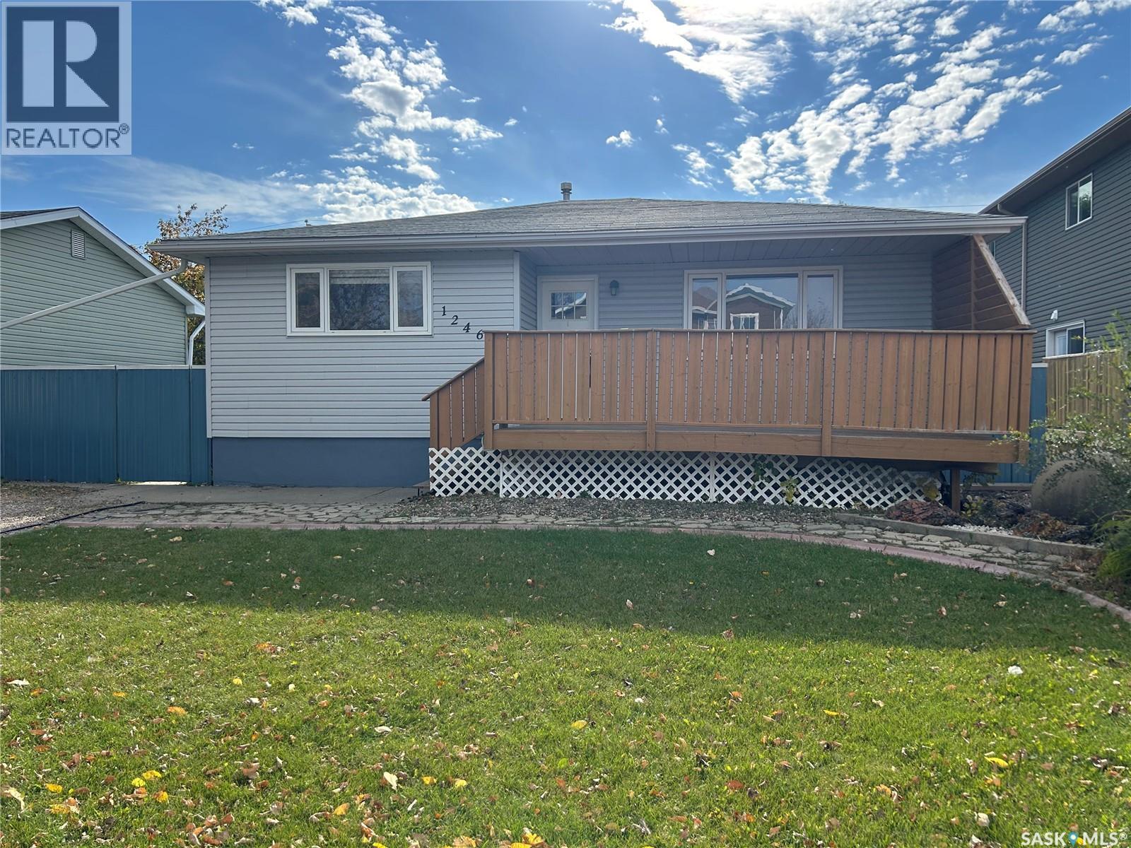 1246 8th Street Property Photo 25
