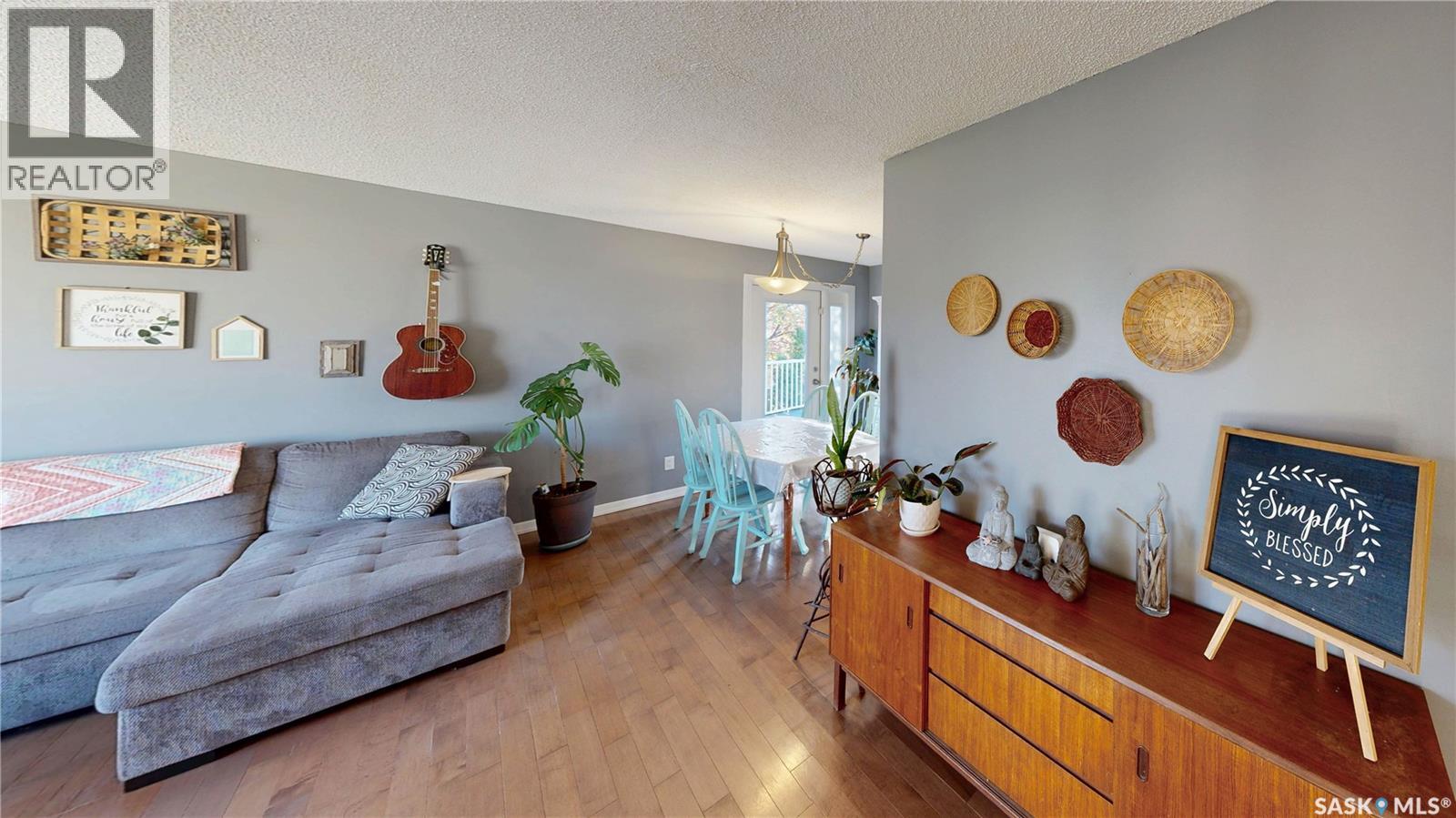 51 French Crescent Property Photo 6