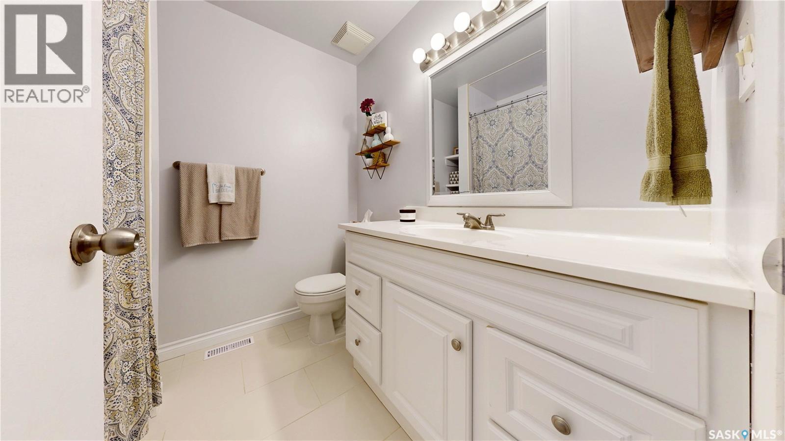 51 French Crescent Property Photo 18