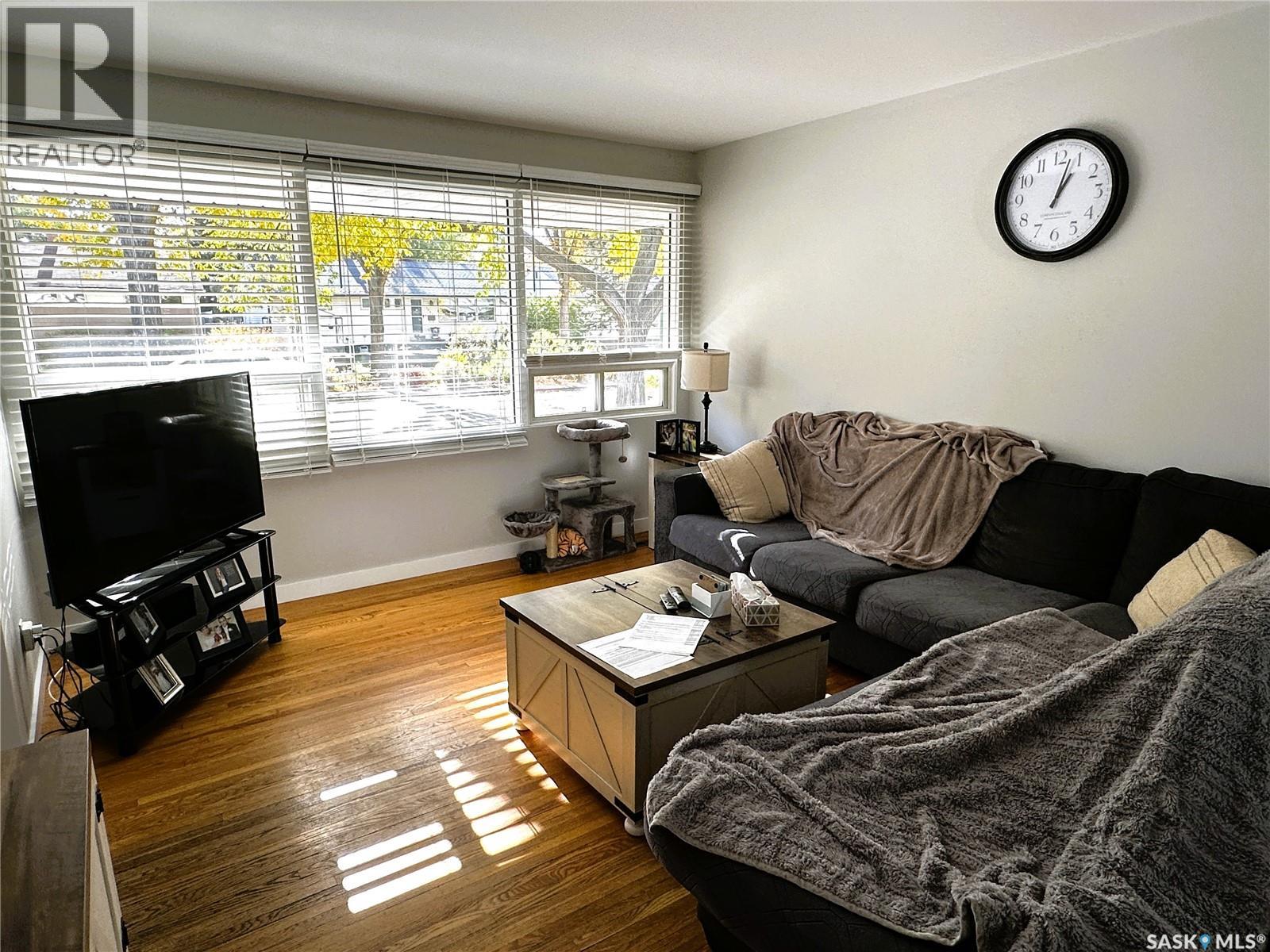 3818 Normandy Avenue Property Photo 5