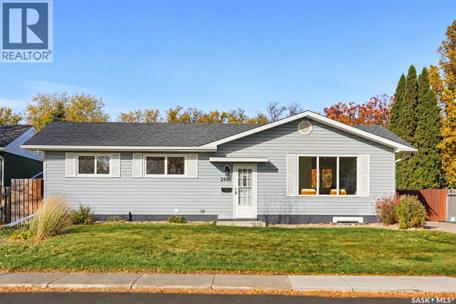 2606 37th Street W Property Photo 1