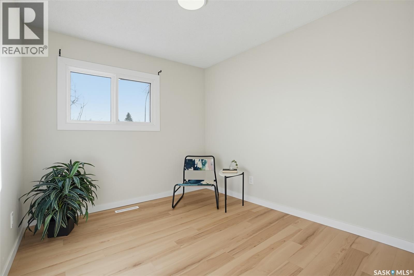 2606 37th Street W Property Photo 12