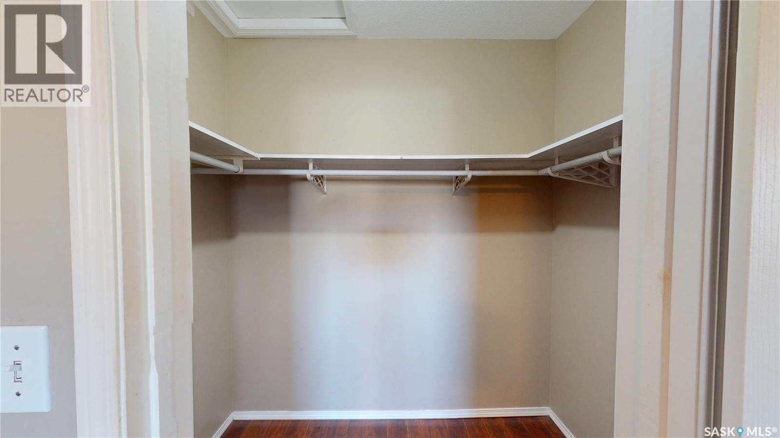 803 Swan Crescent Property Photo 17