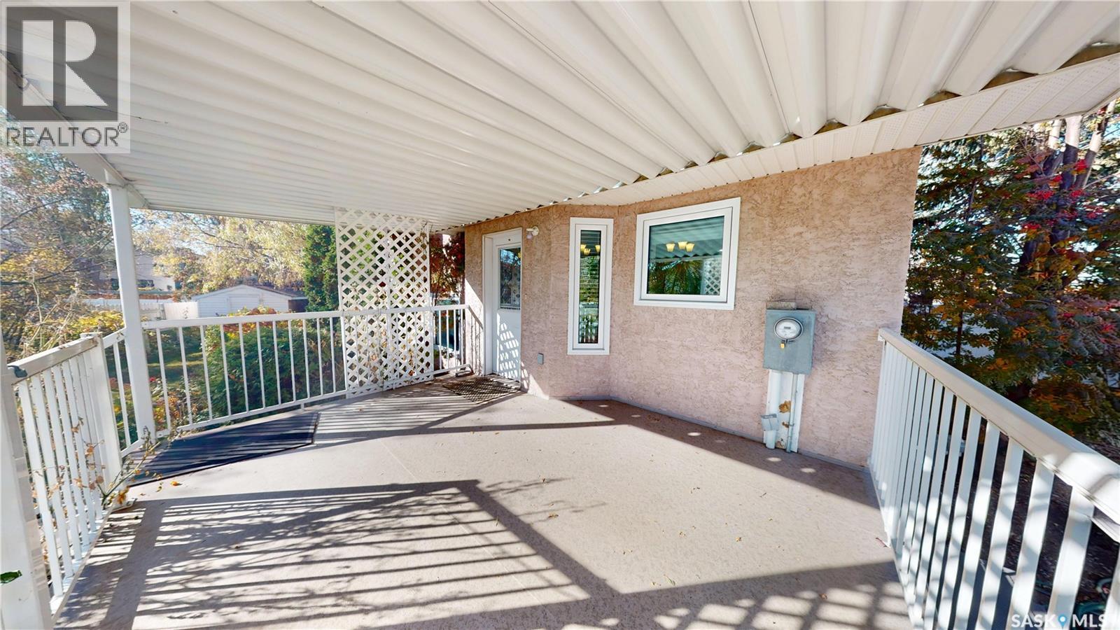 803 Swan Crescent Property Photo 36
