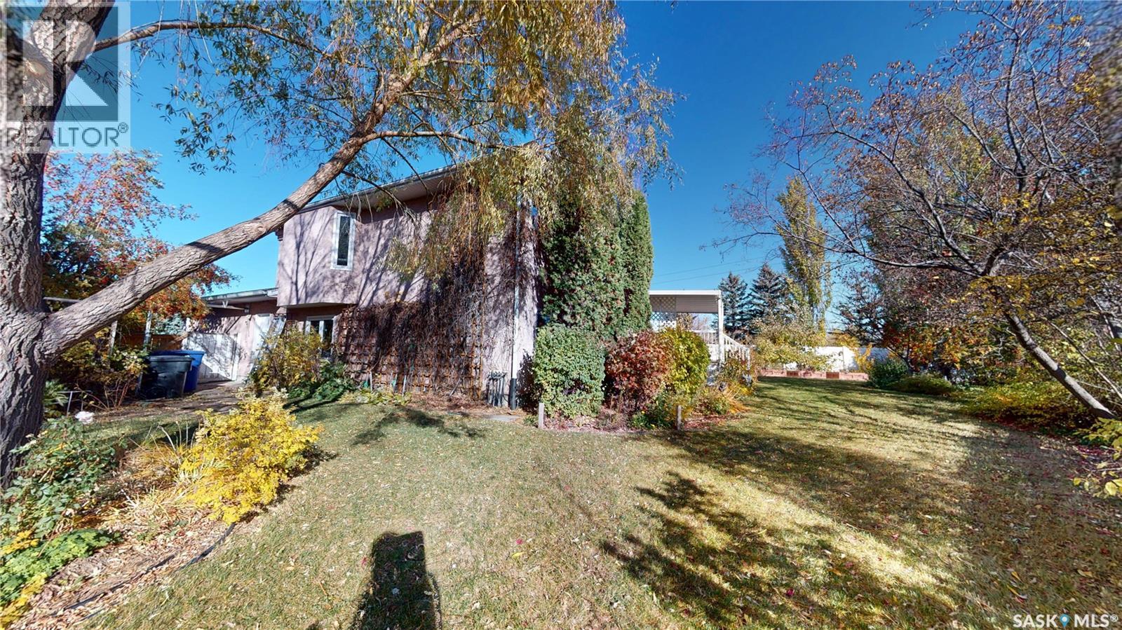 803 Swan Crescent Property Photo 42